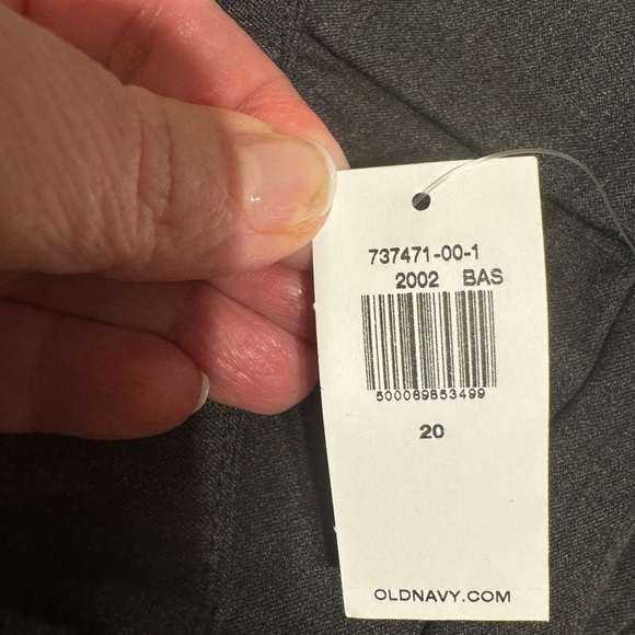 High waisted pixie pants from Old Navy.Ordered online and needed Short. - Picture 2 of 3